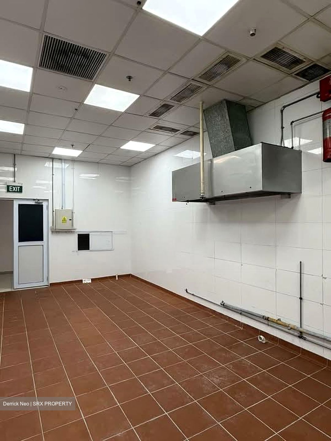 Woodlands Avenue 5 (D25), Factory #553698501